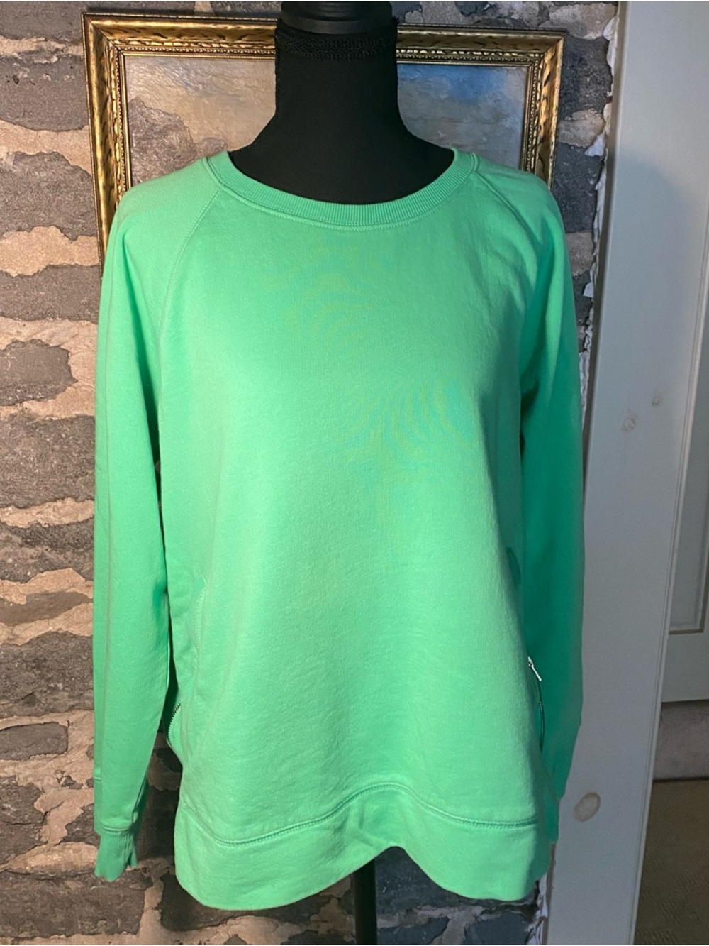 Lily Pulitzer Luxletic bright Green Athletic Crewneck with zippered split hem